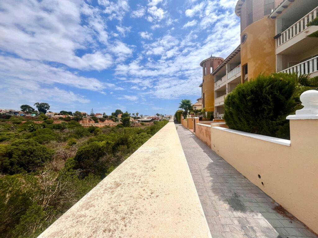 Bungalow Orihuela Costa Alicante - image 18