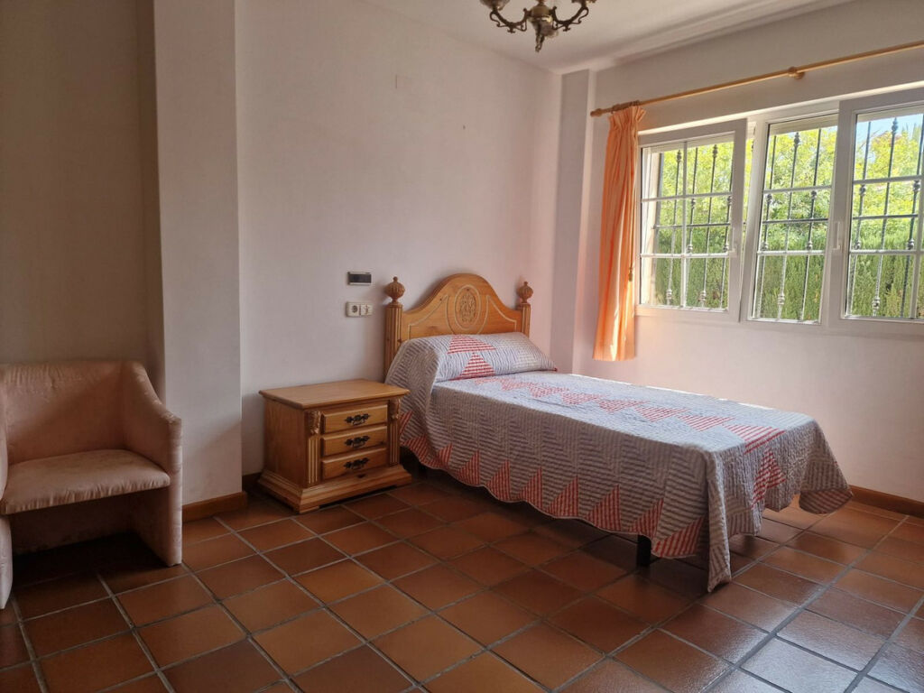 Detached Villa Mil Palmeras Alicante - image 18