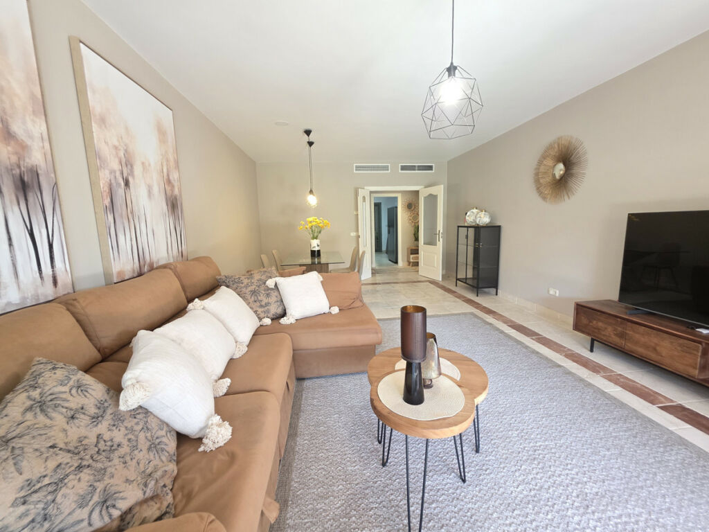 Ground Floor Apartment Estepona Málaga - image 18
