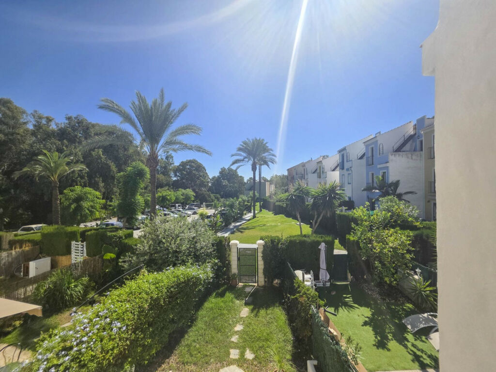 Townhouse Casares Playa Málaga - image 18