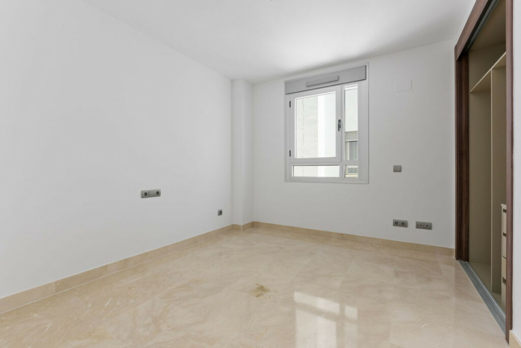 Middle Floor Apartment Marbella Málaga - image 18
