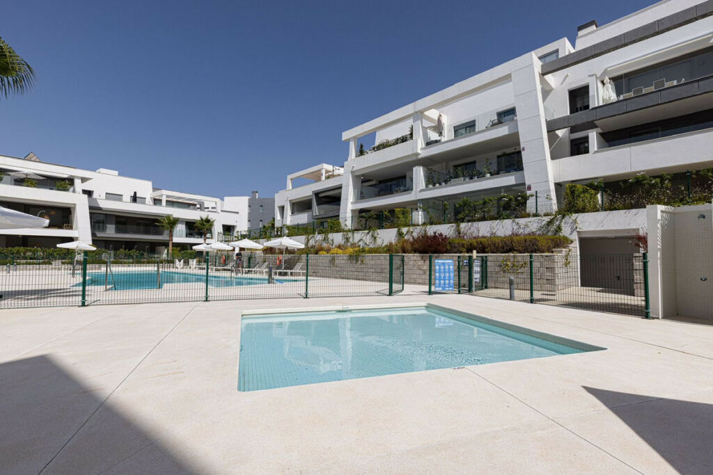 Ground Floor Apartment Estepona Málaga - image 18