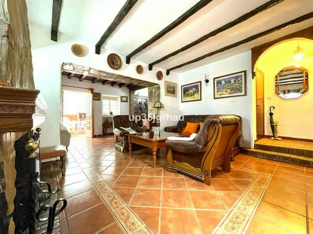 Townhouse Estepona Málaga - image 18