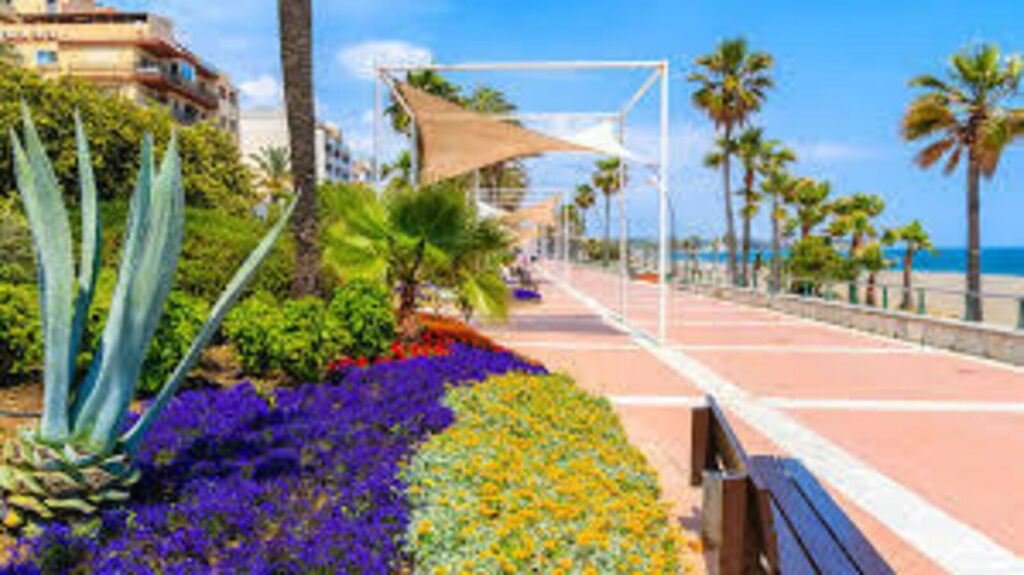 Top Floor Apartment Estepona Málaga - image 18
