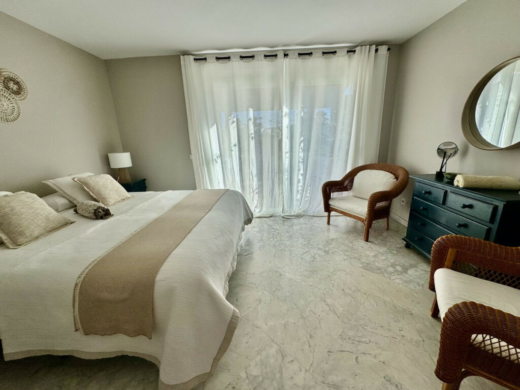 Townhouse New Golden Mile Málaga - image 18