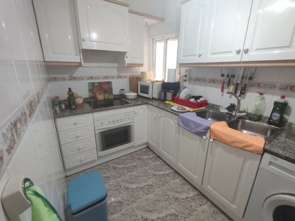 Middle Floor Apartment Torrevieja Alicante - image 18
