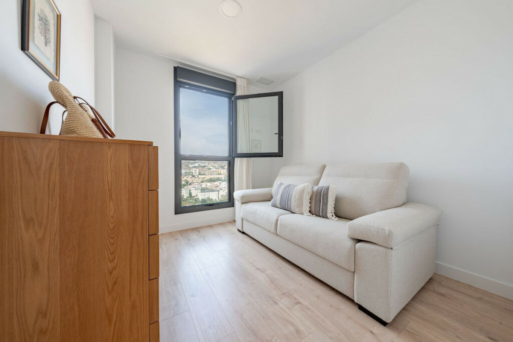 Middle Floor Apartment Málaga Málaga - image 18
