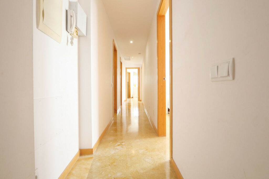 Penthouse Altos de los Monteros Málaga - image 18
