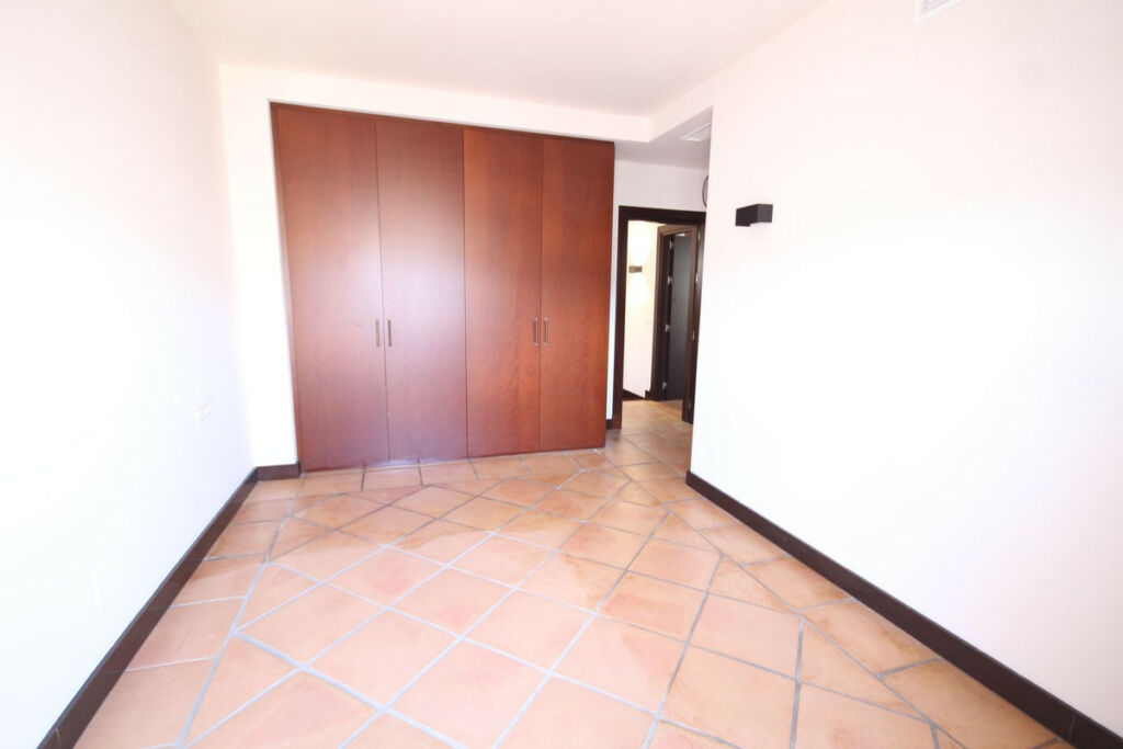 Semi-Detached House Benahavís Málaga - image 18