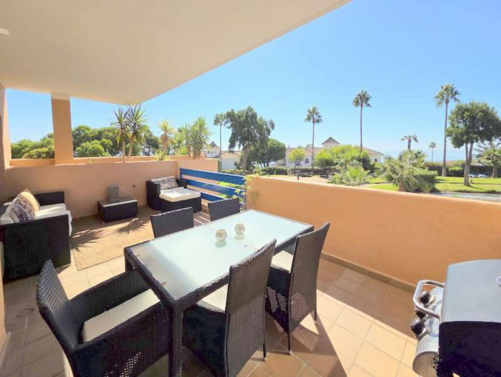 Ground Floor Apartment La Duquesa Málaga - image 18