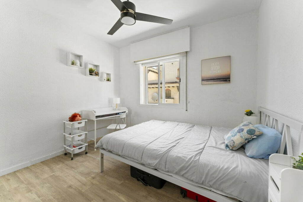 Top Floor Apartment Estepona Málaga - image 18