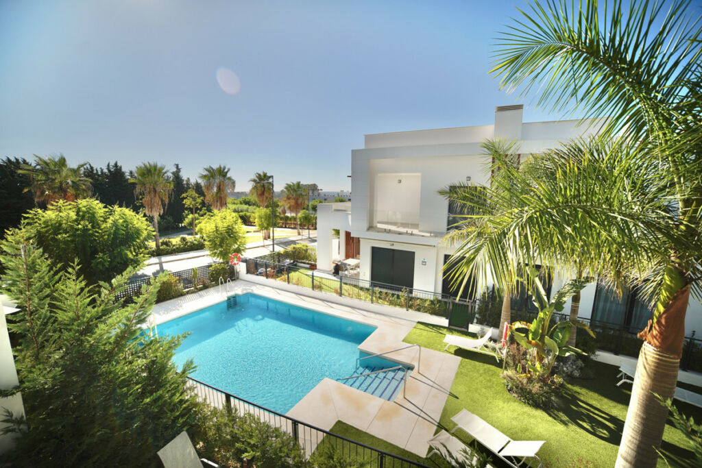 Townhouse Estepona Málaga - image 18