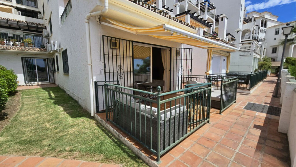 Ground Floor Apartment Calahonda Málaga - image 18
