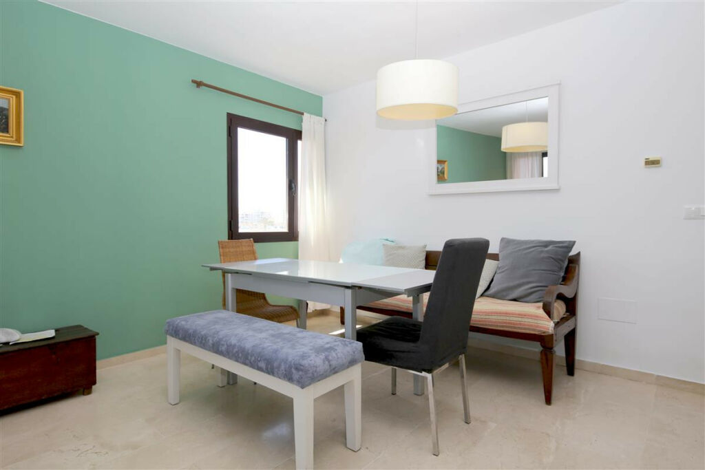 Middle Floor Apartment Estepona Málaga - image 18