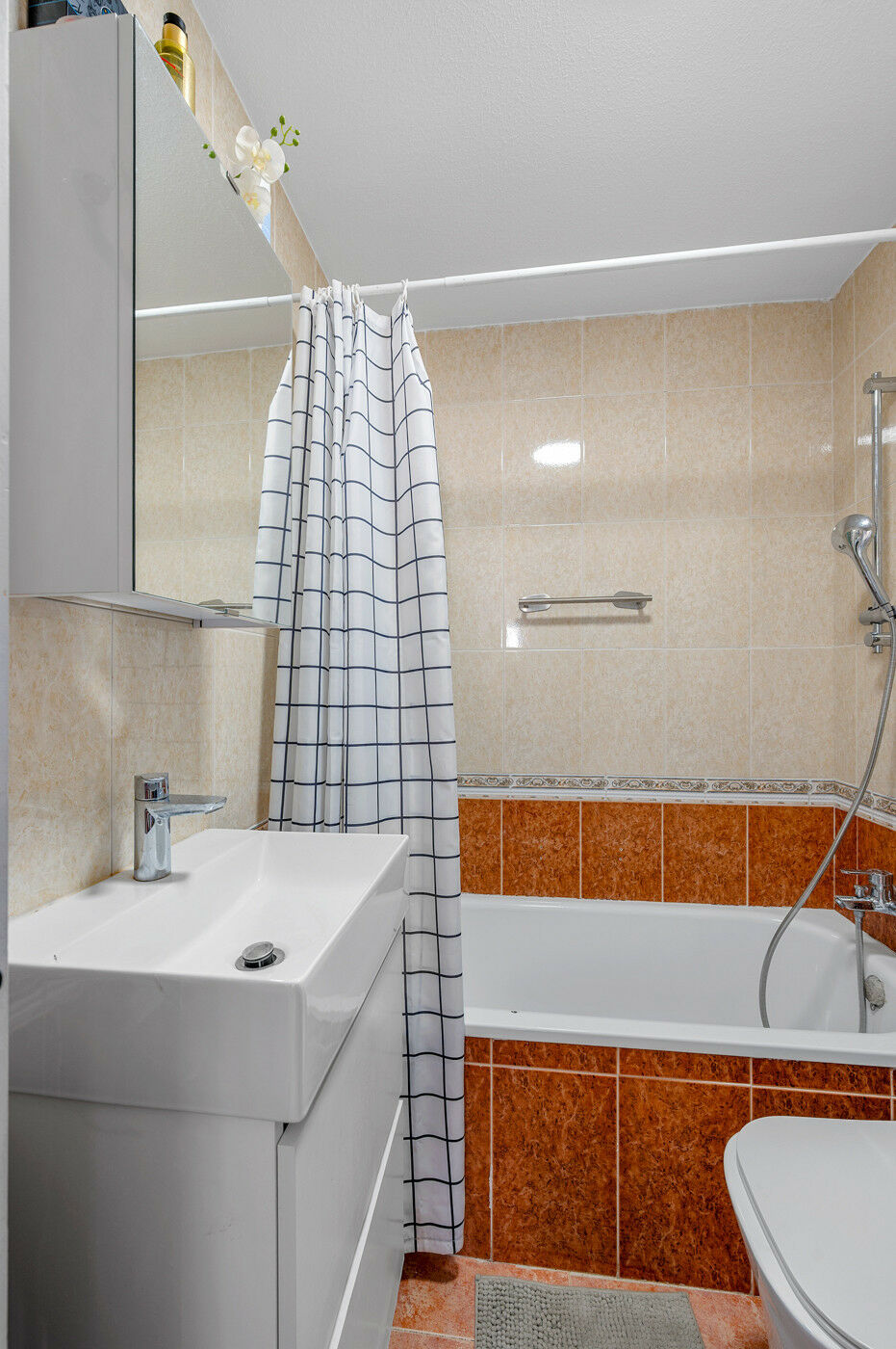 Middle Floor Apartment Torrevieja Alicante - image 18