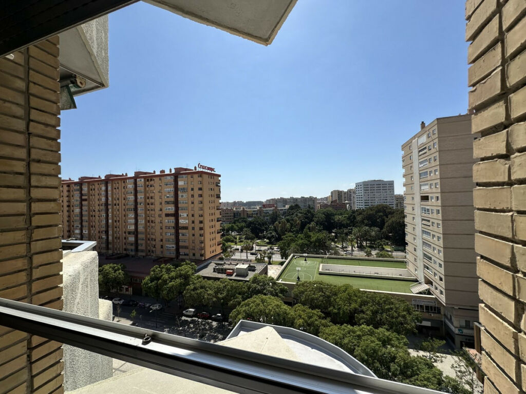 Middle Floor Apartment Málaga Centro Málaga - image 18