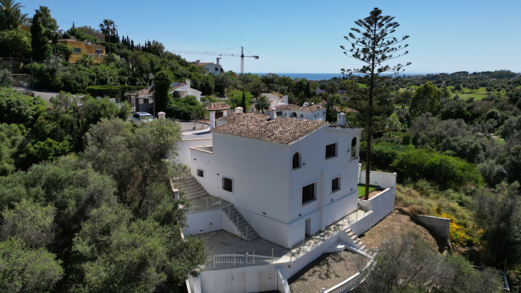 Detached Villa Marbella Málaga - image 18