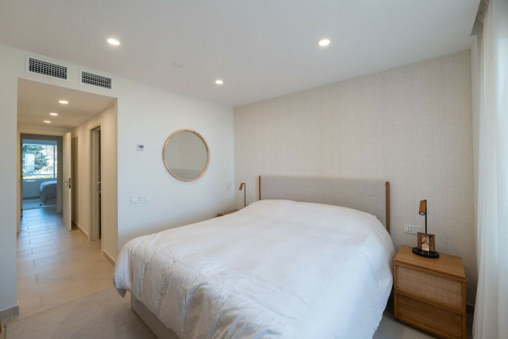 Middle Floor Apartment Estepona Málaga - image 18