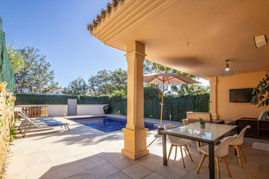 Semi-Detached House Riviera del Sol Málaga - image 18