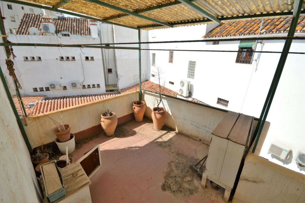 Detached Villa Marbella Málaga - image 18