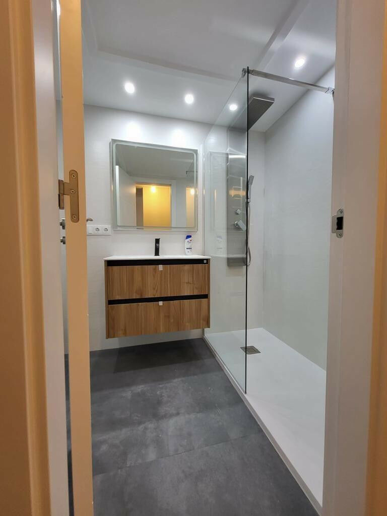 Middle Floor Apartment Benidorm Alicante - image 18