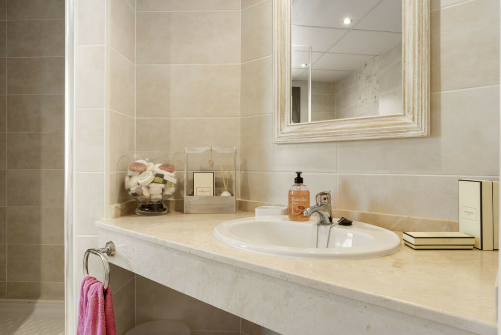 Middle Floor Apartment San Pedro de Alcántara Málaga - image 18