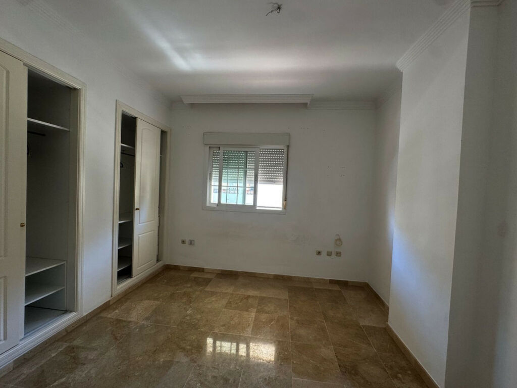 Middle Floor Apartment Las Brisas Málaga - image 18