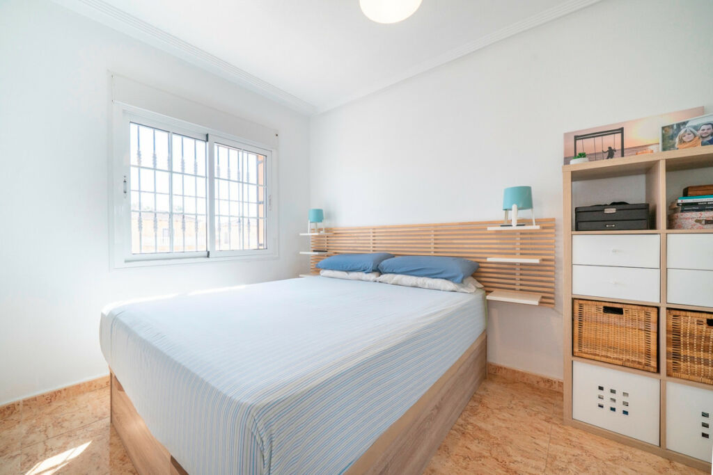 Townhouse Guardamar del Segura Alicante - image 18
