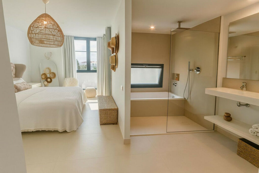 Middle Floor Apartment Higueron Málaga - image 18