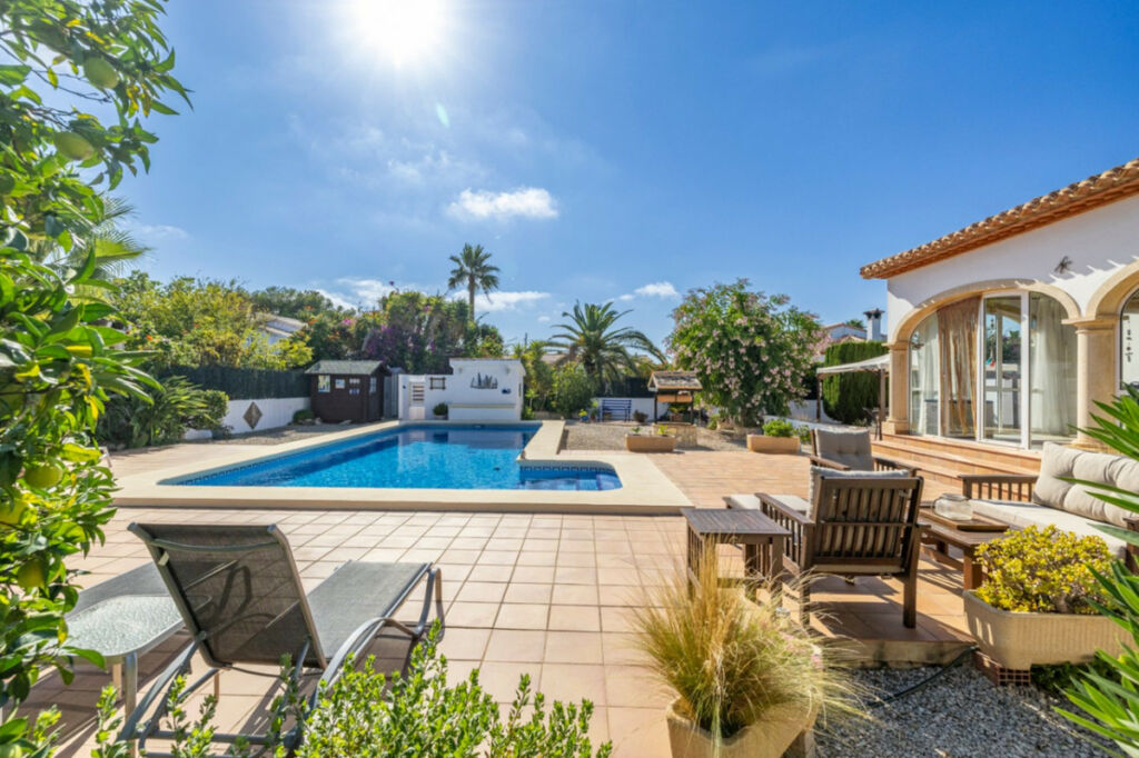 Detached Villa Javea Alicante - image 18