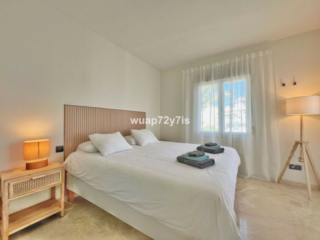 Penthouse Costalita Málaga - image 18