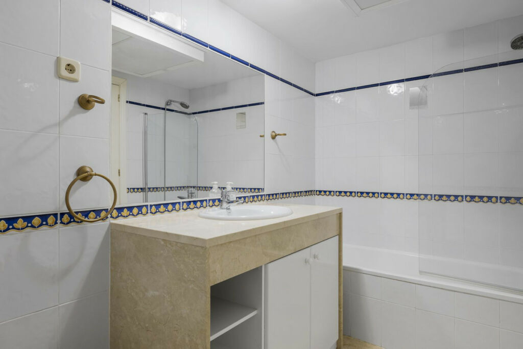 Ground Floor Apartment Torrequebrada Málaga - image 18