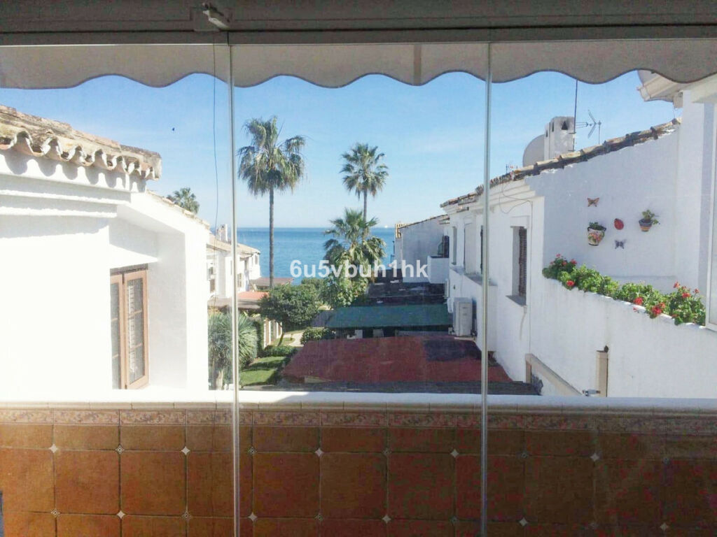 Townhouse Estepona Málaga - image 18