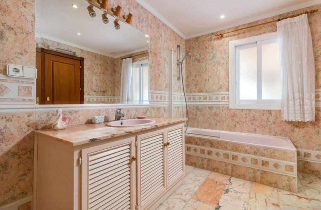 Detached Villa Guadalmina Alta Málaga - image 18