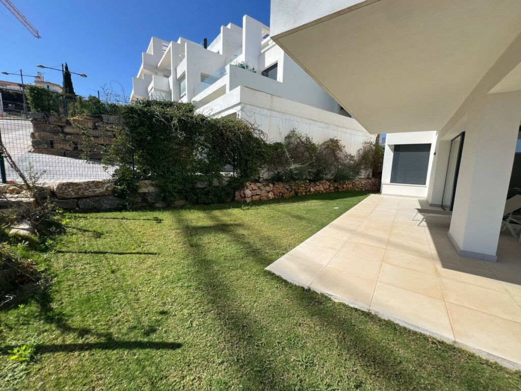 Ground Floor Apartment Estepona Málaga - image 18