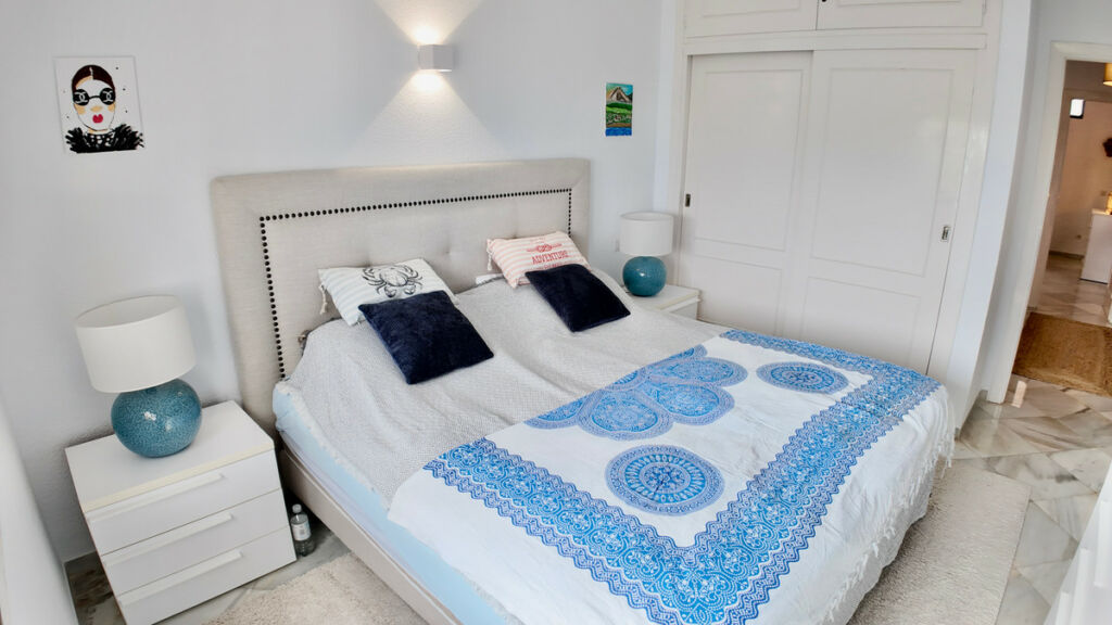 Ground Floor Apartment Benahavís Málaga - image 18