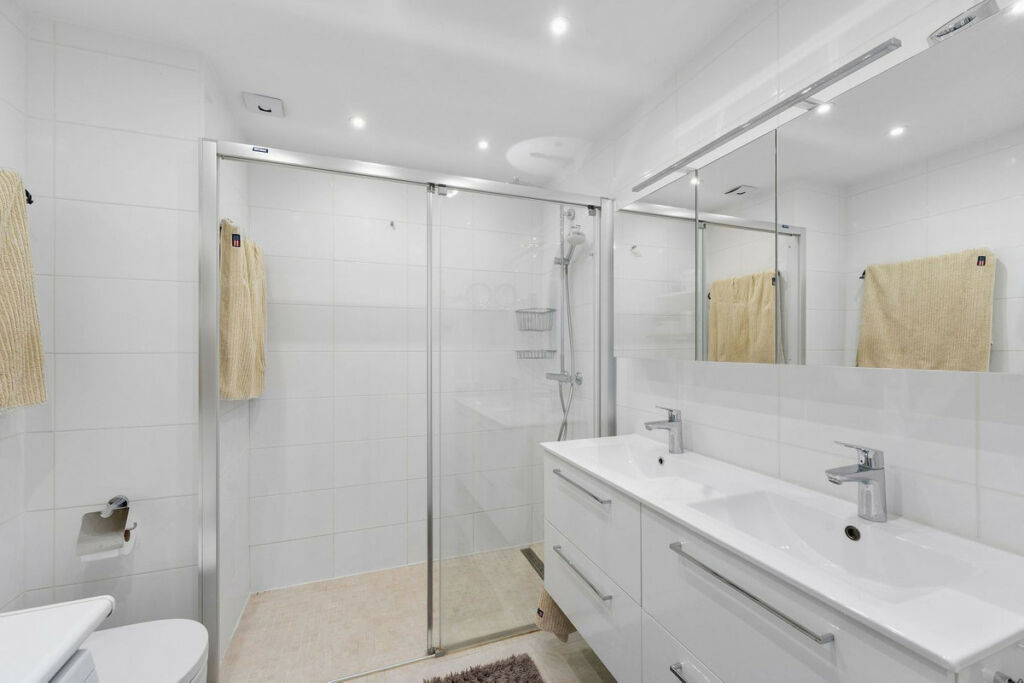 Ground Floor Apartment Nueva Andalucía Málaga - image 18