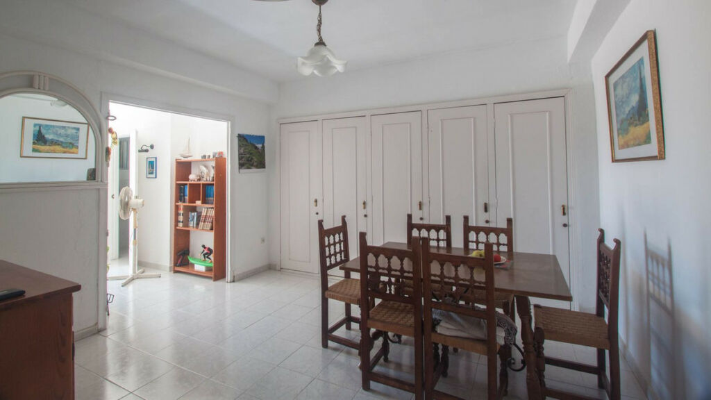Detached Villa Estepona Málaga - image 18