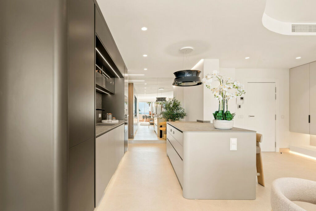 Penthouse New Golden Mile Málaga - image 18