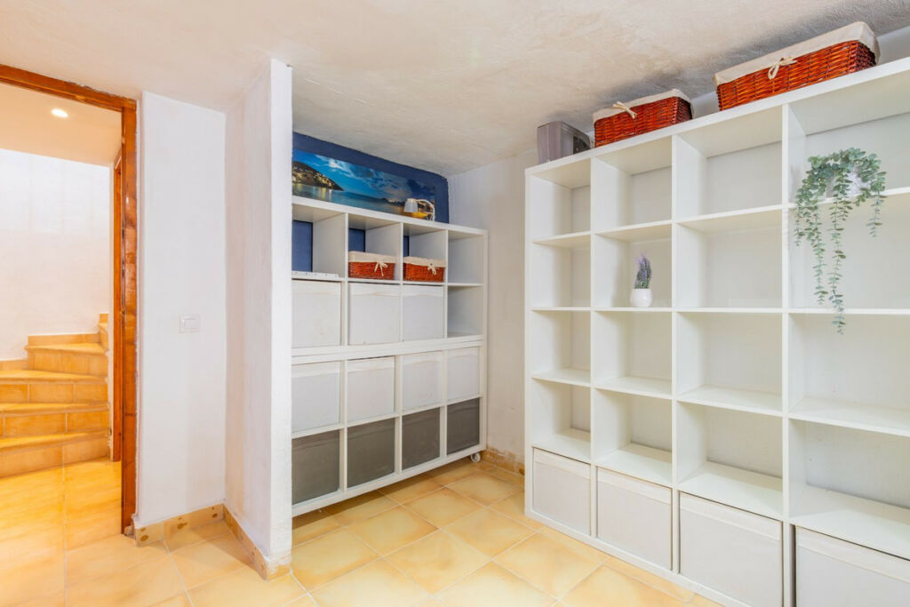 Detached Villa Moraira Alicante - image 18