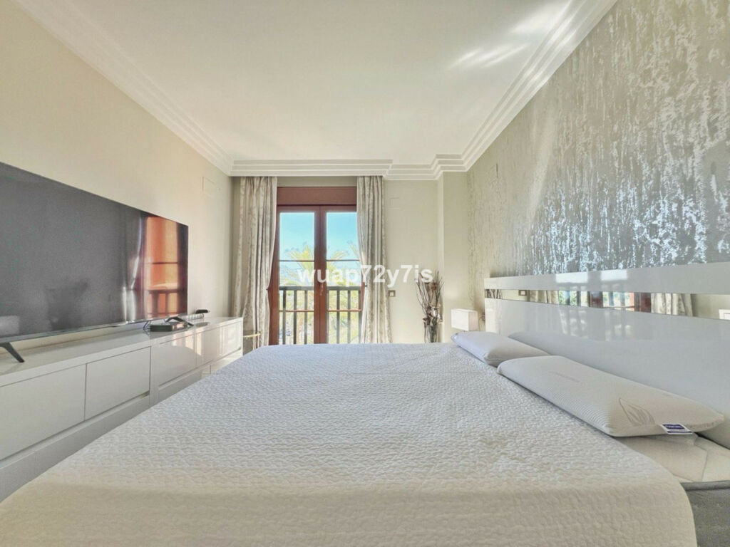 Penthouse Benahavís Málaga - image 18