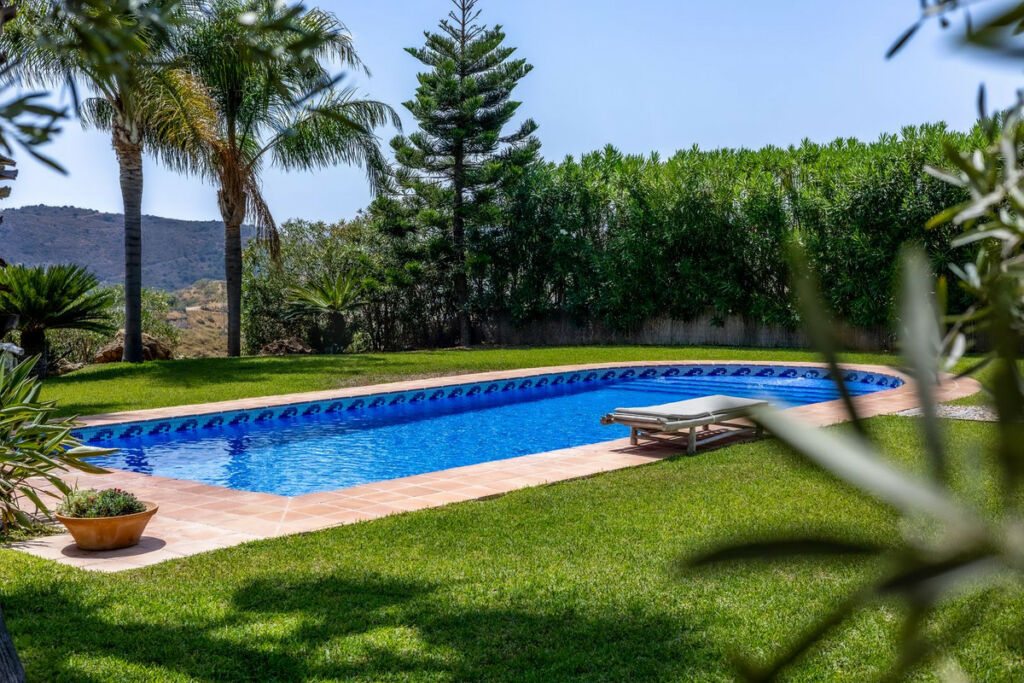 Detached Villa Mijas Málaga - image 18