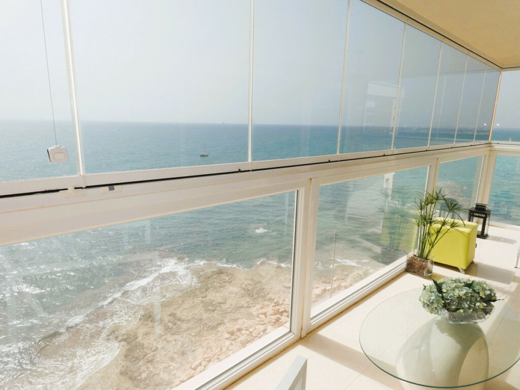 Middle Floor Apartment Torrevieja Alicante - image 18