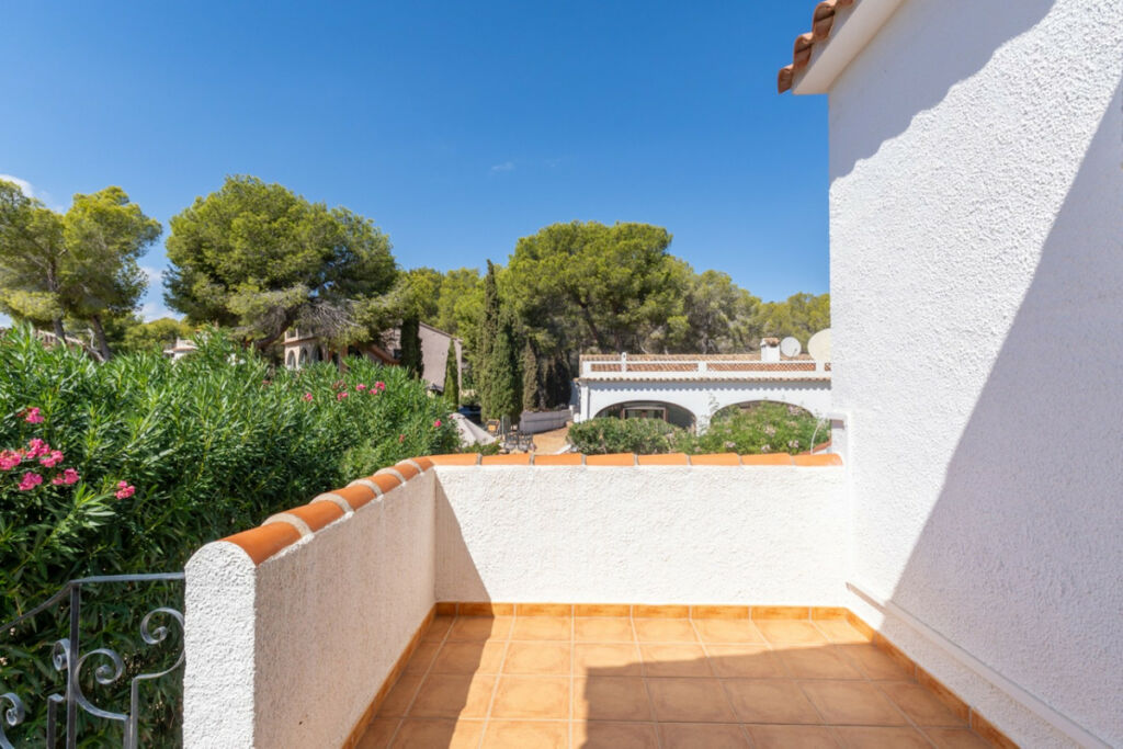 Detached Villa La Fustera Alicante - image 18