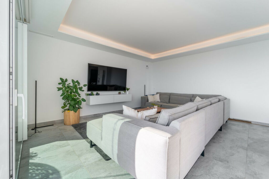 Penthouse La Capellania Málaga - image 18