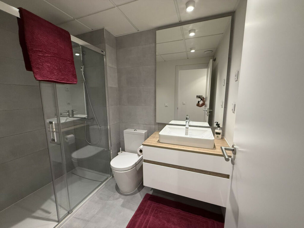 Middle Floor Apartment Estepona Málaga - image 18