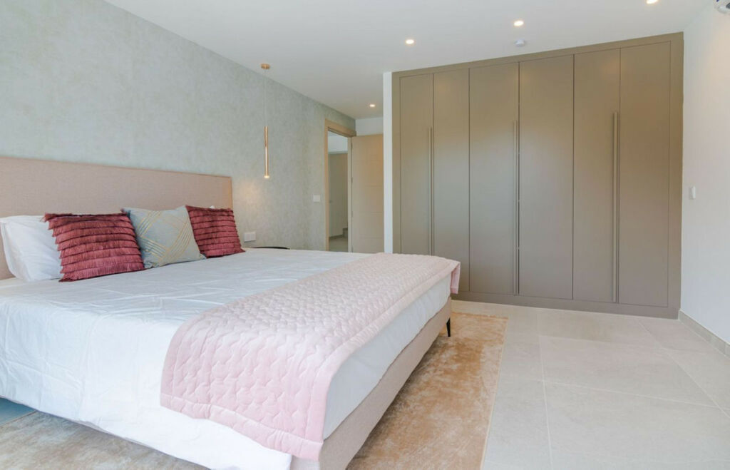 Detached Villa Guadalmina Alta Málaga - image 18