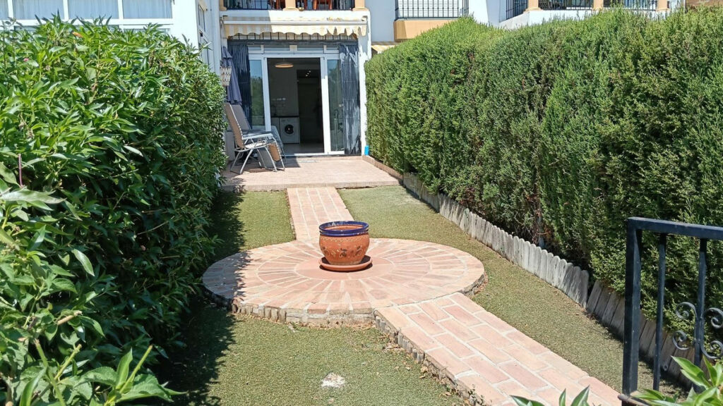 Ground Floor Apartment El Faro Málaga - image 18