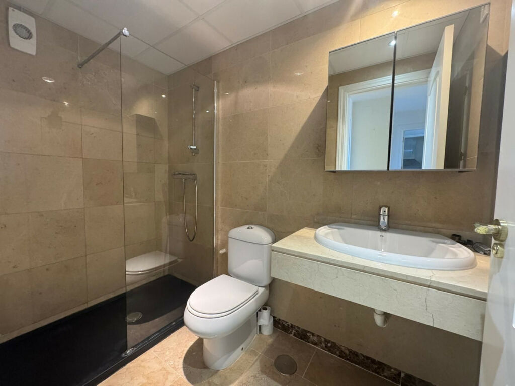 Middle Floor Apartment Manilva Málaga - image 18