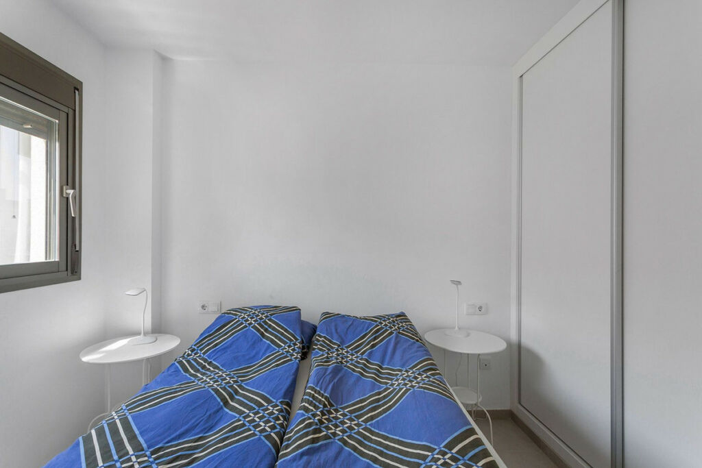 Middle Floor Apartment Villamartin Alicante - image 18